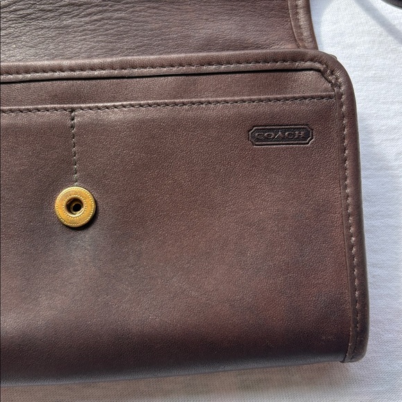 Coach vintage brown leather crossbody clutch Envelope Swing Wallet #4873 - Picture 2 of 7